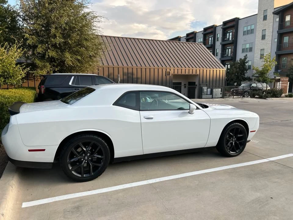 2022 Dodge Challenger 3rd Gen - Image 5 of 17