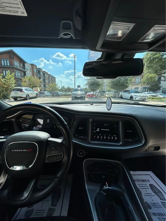 2022 Dodge Challenger 3rd Gen - Image 14 of 17