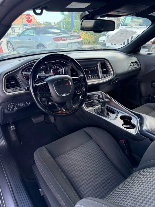 2022 Dodge Challenger 3rd Gen - Image 9 of 10