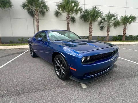 2022 Dodge Challenger SXT Coupe 2D