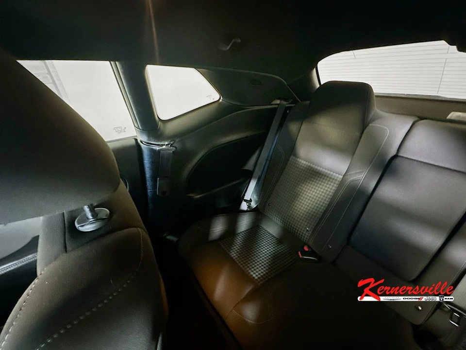 2022 Dodge Challenger 3rd Gen - Image 12 of 21