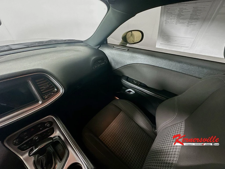 2022 Dodge Challenger 3rd Gen - Image 11 of 21
