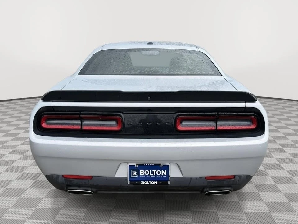 2022 Dodge Challenger 3rd Gen - Image 4 of 14