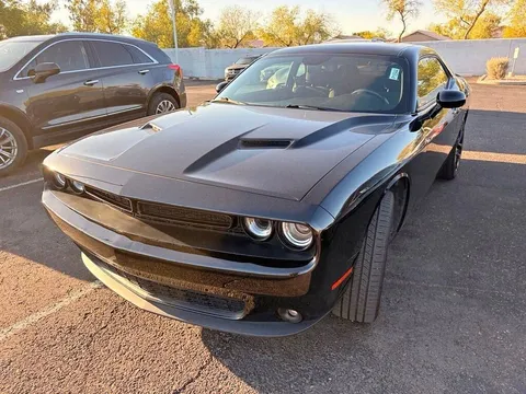 2022 Dodge Challenger SXT