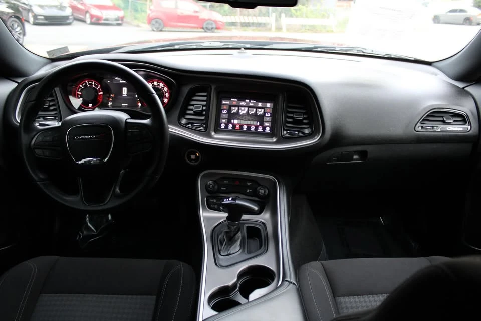 2022 Dodge Challenger 3rd Gen - Image 14 of 15