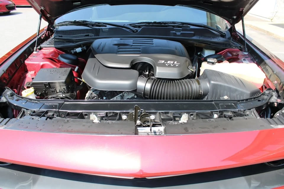 2022 Dodge Challenger 3rd Gen - Image 9 of 15