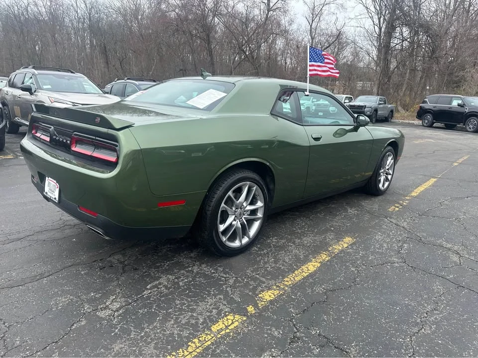 2022 Dodge Challenger 3rd Gen - Image 5 of 14