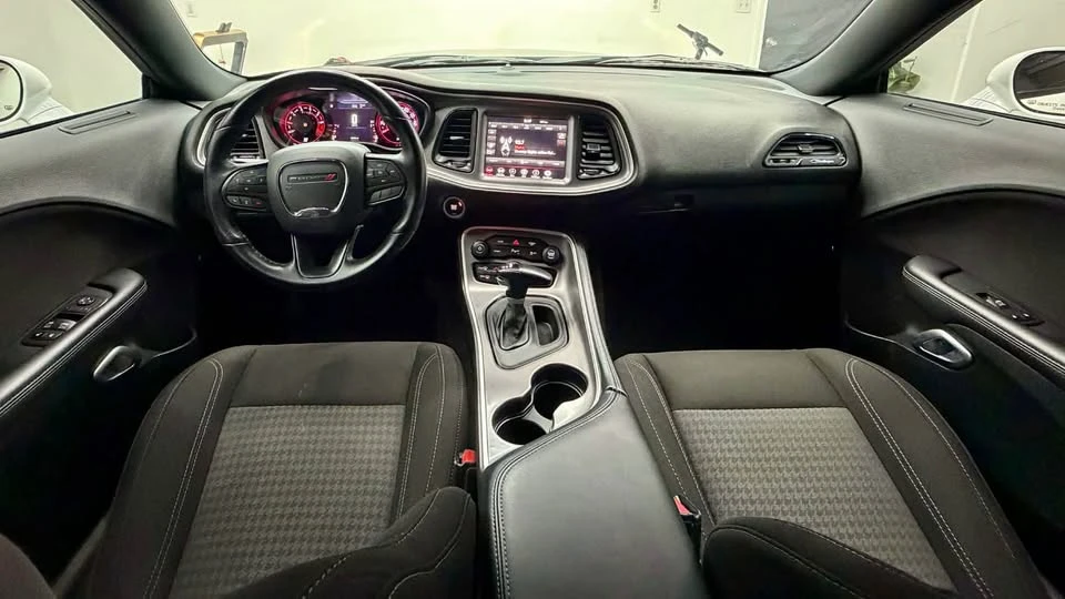 2022 Dodge Challenger 3rd Gen - Image 5 of 9
