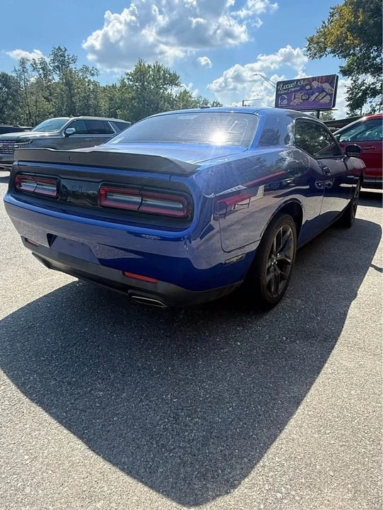2022 Dodge Challenger 3rd Gen - Image 6 of 11