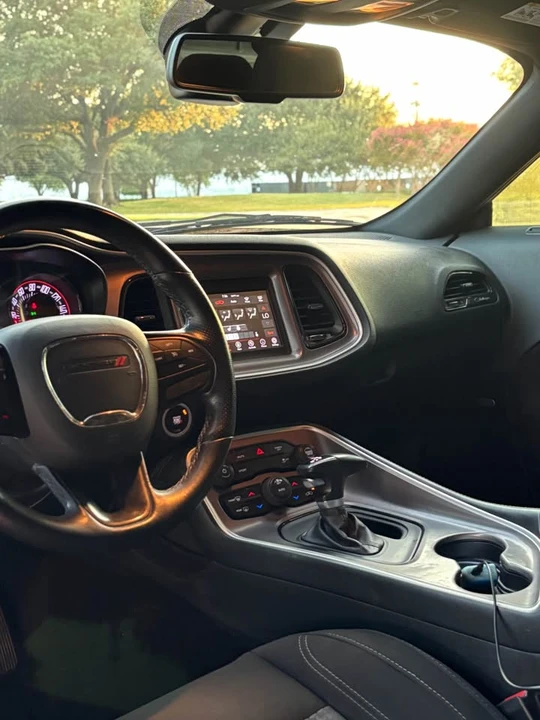 2022 Dodge Challenger 3rd Gen - Image 5 of 11