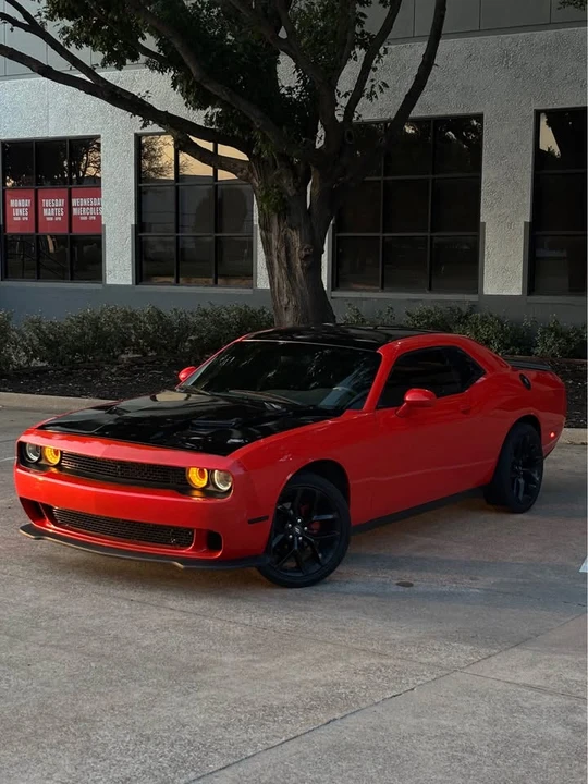 2022 Dodge Challenger 3rd Gen - Image 9 of 10
