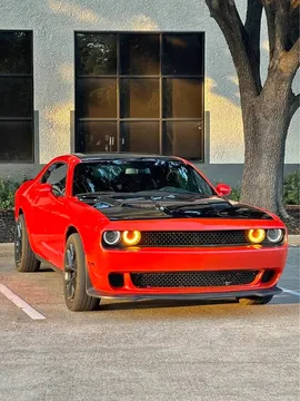 2022 Dodge Challenger SXT Plus Coupe 2D