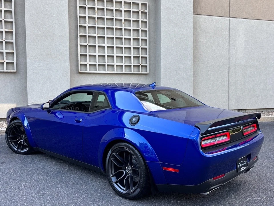 2022 Dodge Challenger SRT8 & 392 3rd Gen - Image 19 of 24