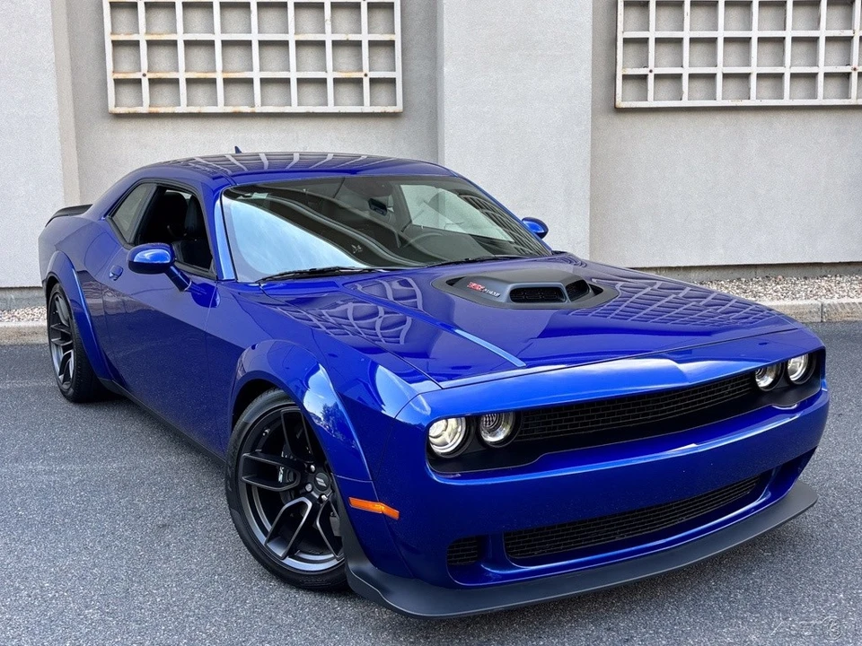 2022 Dodge Challenger SRT8 & 392 3rd Gen - Image 5 of 24