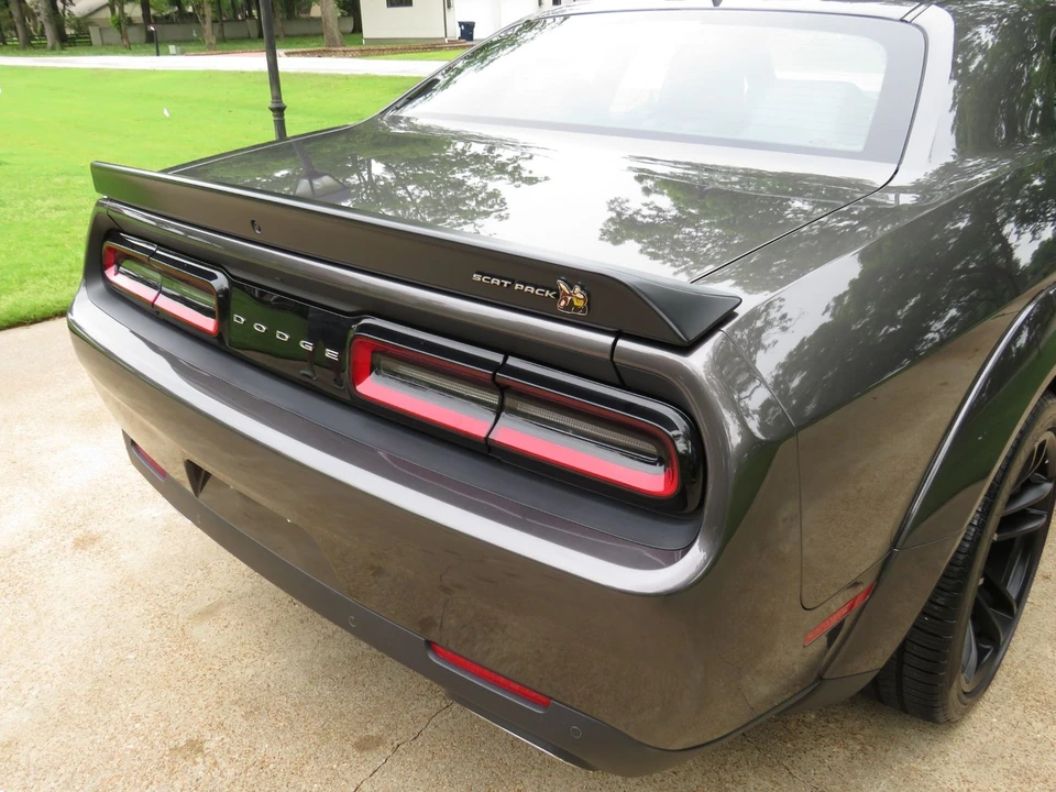 2022 Dodge Challenger SRT8 & 392 3rd Gen - Image 9 of 12