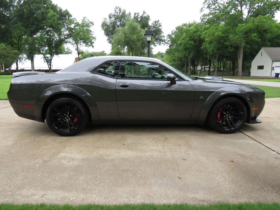 2022 Dodge Challenger SRT8 & 392 3rd Gen - Image 12 of 12