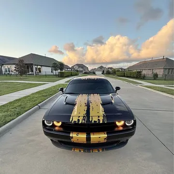2022 Dodge Challenger SXT