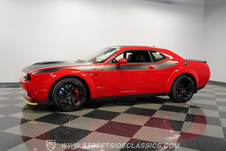 2022 Dodge Challenger 3rd Gen - Image 5 of 31