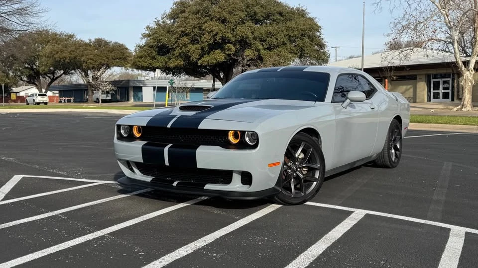 2022 Dodge Challenger 3rd Gen - Image 4 of 9