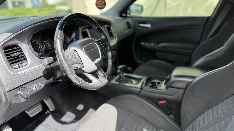 2022 Dodge Charger 7th Gen - Image 6 of 8