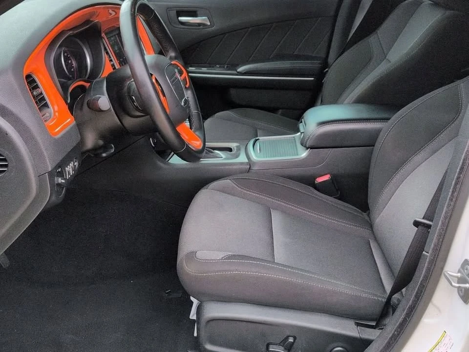 2022 Dodge Charger 7th Gen - Image 17 of 20