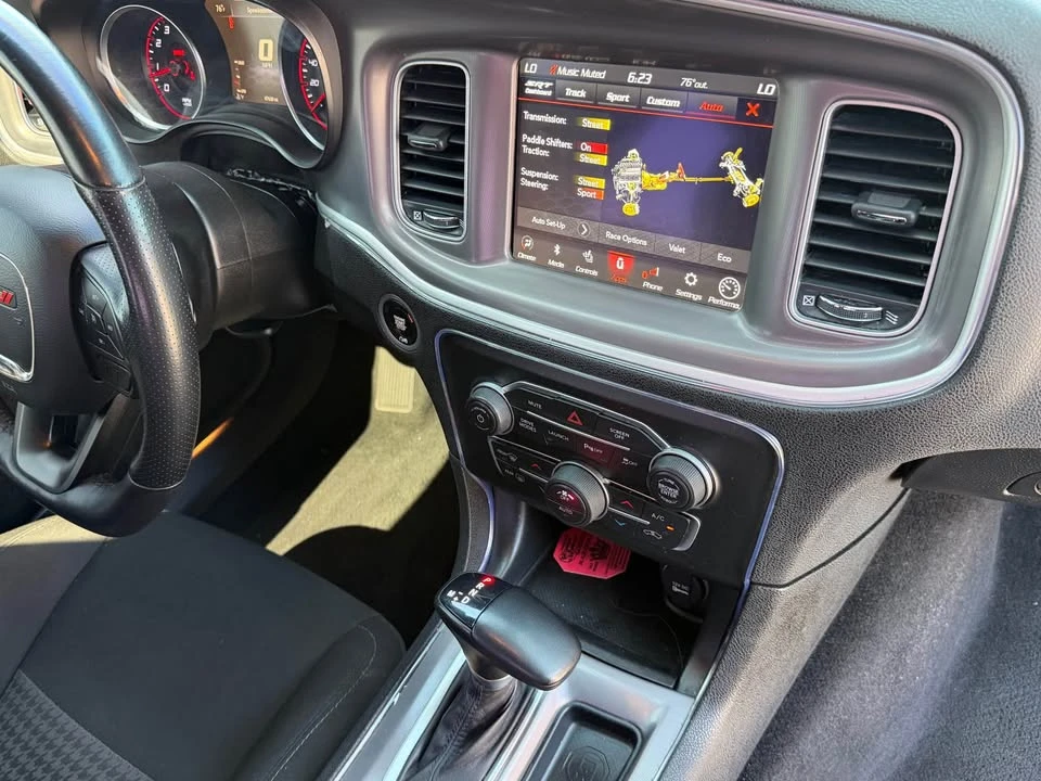 2022 Dodge Charger 7th Gen - Image 13 of 17
