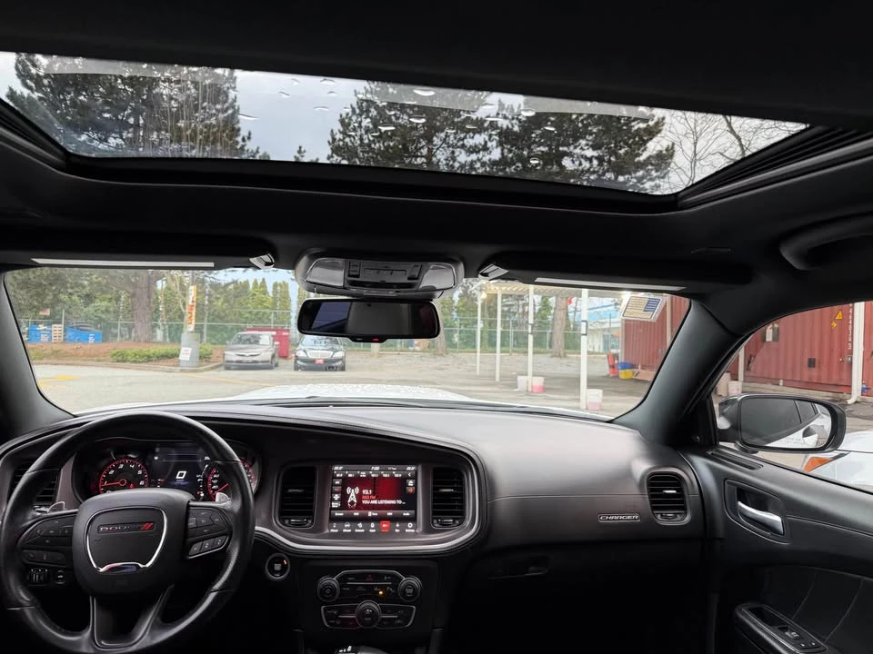2022 Dodge Charger 7th Gen - Image 6 of 12