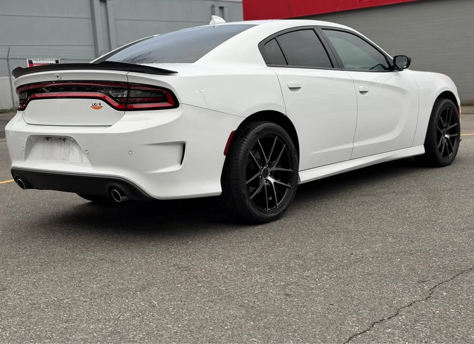 2022 Dodge Charger 7th Gen - Image 11 of 12