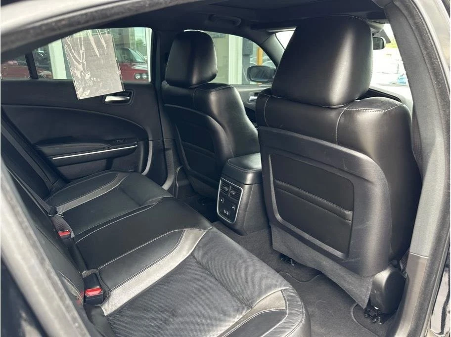 2022 Dodge Charger 7th Gen - Image 15 of 20