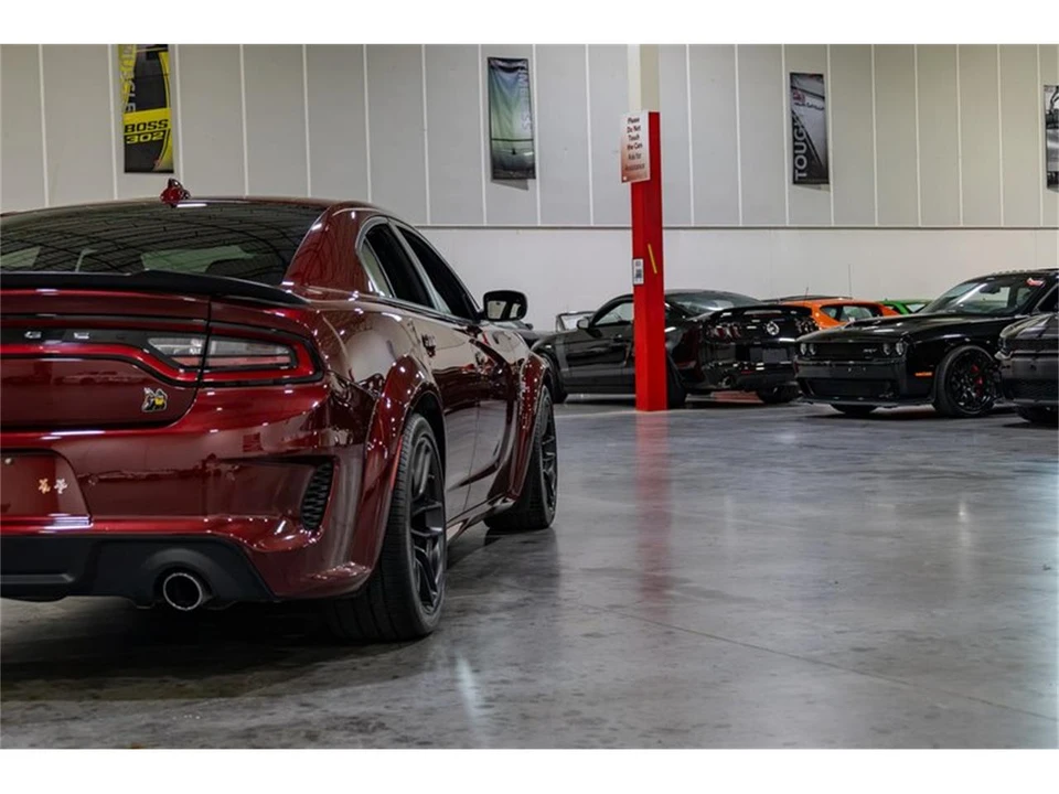 2022 Dodge Charger 7th Gen - Image 28 of 31