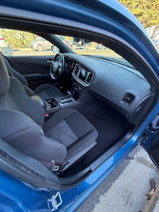 2022 Dodge Charger 7th Gen - Image 14 of 17