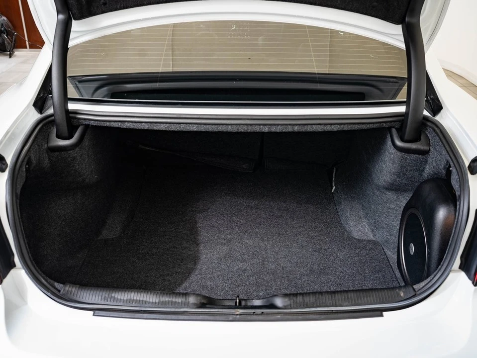 2022 Dodge Charger 7th Gen - Image 17 of 21