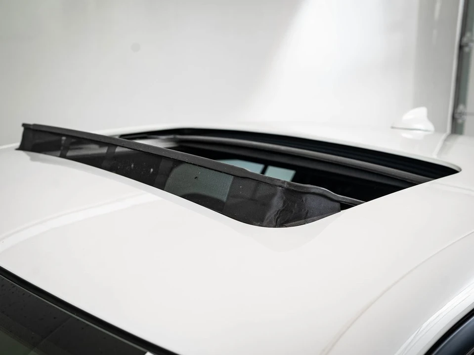 2022 Dodge Charger 7th Gen - Image 13 of 21