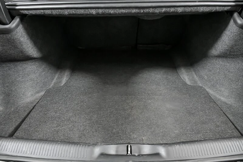 2022 Dodge Charger 7th Gen - Image 15 of 21