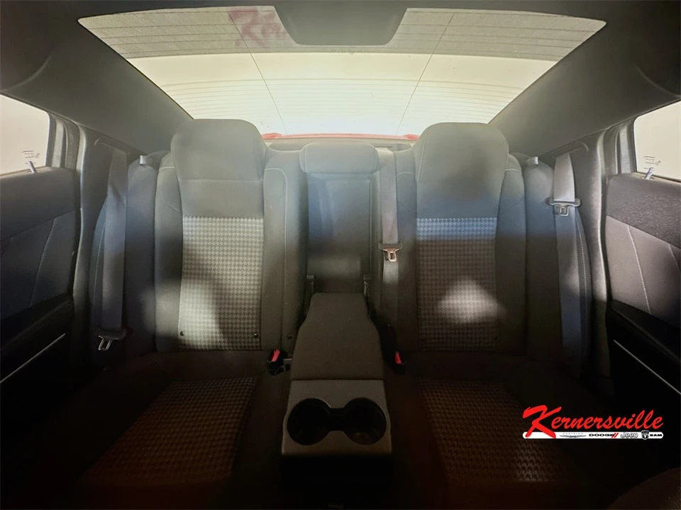 2022 Dodge Charger 7th Gen - Image 13 of 21