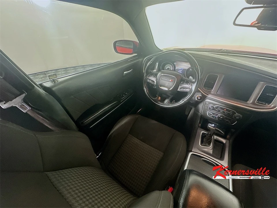2022 Dodge Charger 7th Gen - Image 9 of 21