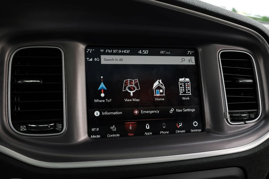 2022 Dodge Charger 7th Gen - Image 29 of 31