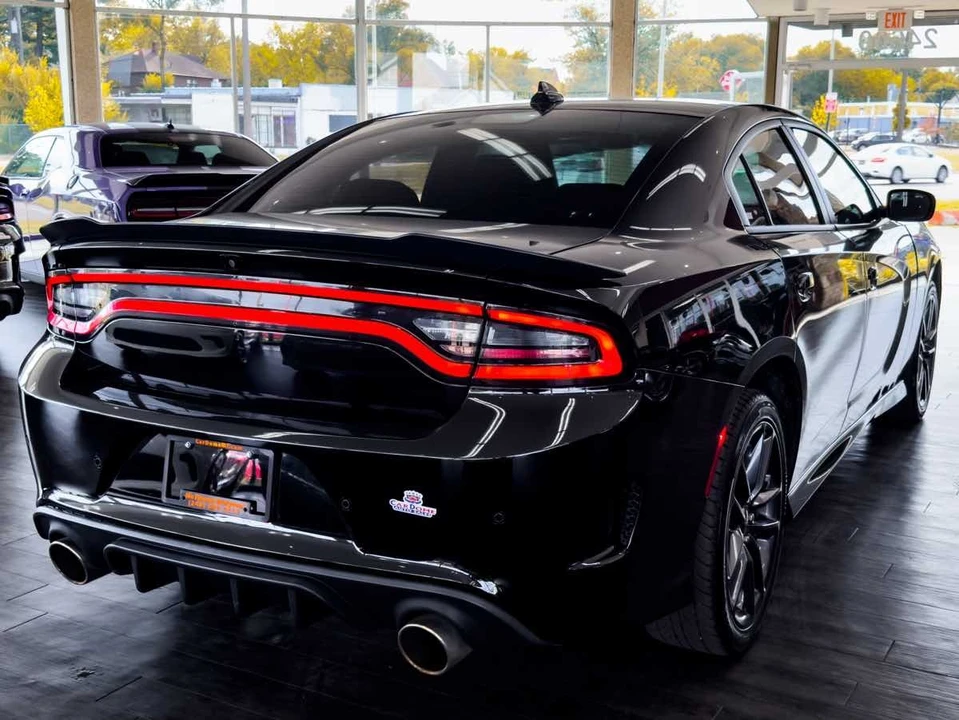 2022 Dodge Charger 7th Gen - Image 15 of 21