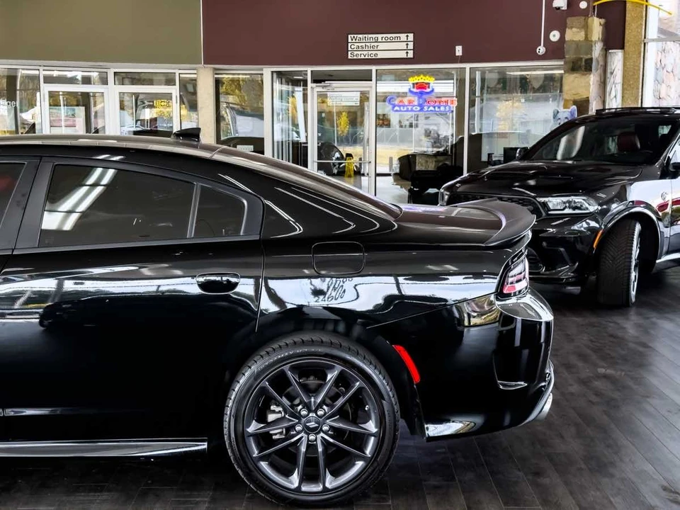 2022 Dodge Charger 7th Gen - Image 11 of 21