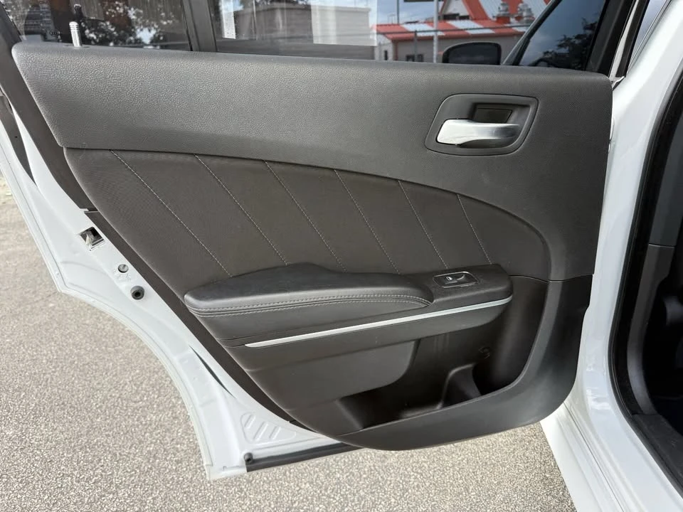 2022 Dodge Charger 7th Gen - Image 15 of 19