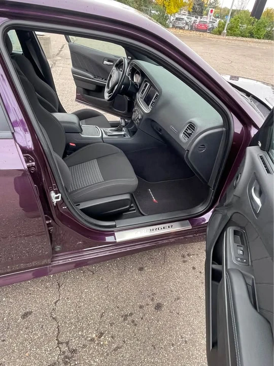 2022 Dodge Charger 7th Gen - Image 10 of 16