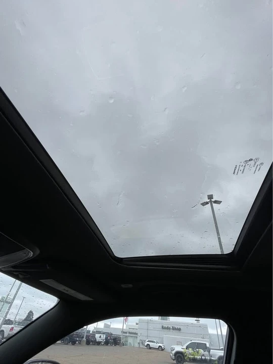 2022 Dodge Charger 7th Gen - Image 14 of 16
