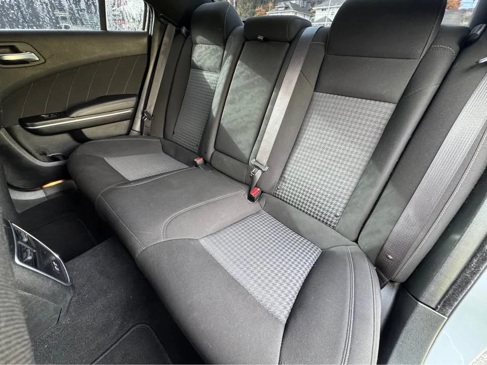 2022 Dodge Charger 7th Gen - Image 16 of 19
