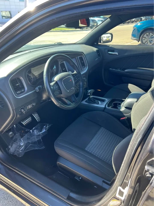 2022 Dodge Charger 7th Gen - Image 6 of 10