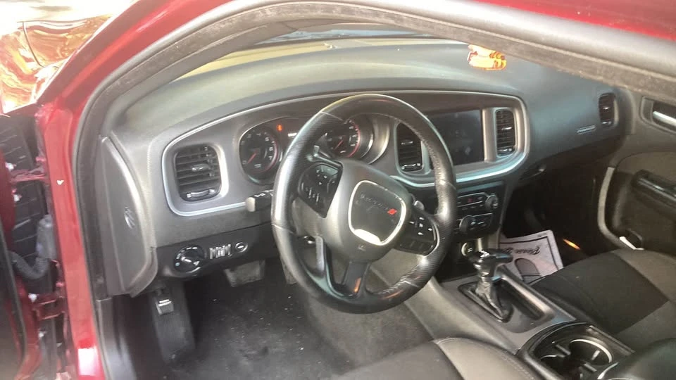 2022 Dodge Charger 7th Gen - Image 14 of 18