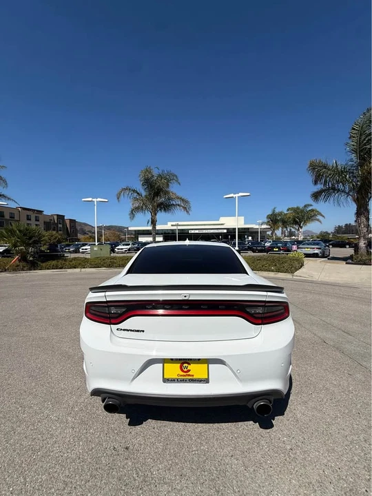 2022 Dodge Charger 7th Gen - Image 3 of 4