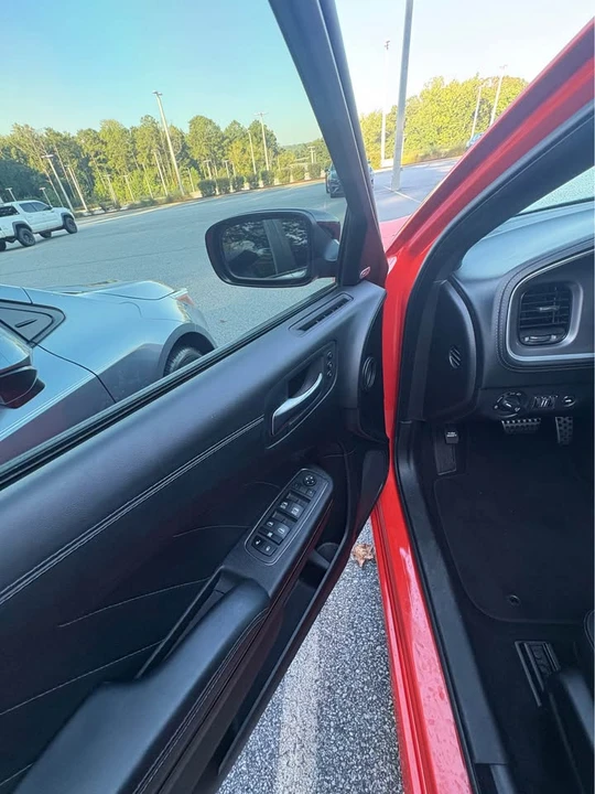 2022 Dodge Charger 7th Gen - Image 17 of 20