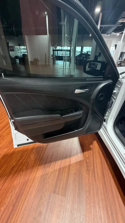 2022 Dodge Charger 7th Gen - Image 9 of 15