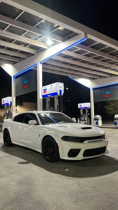 2022 Dodge Charger SRT Hellcat 7th Gen - Image 3 of 6