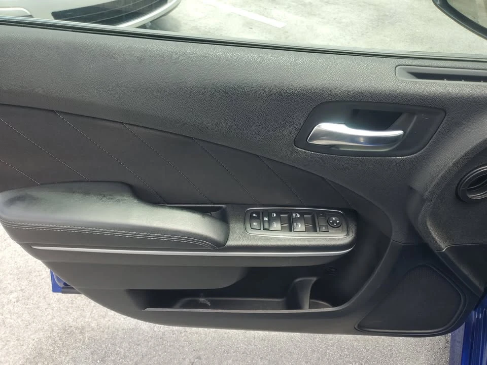 2022 Dodge Charger 7th Gen - Image 17 of 19